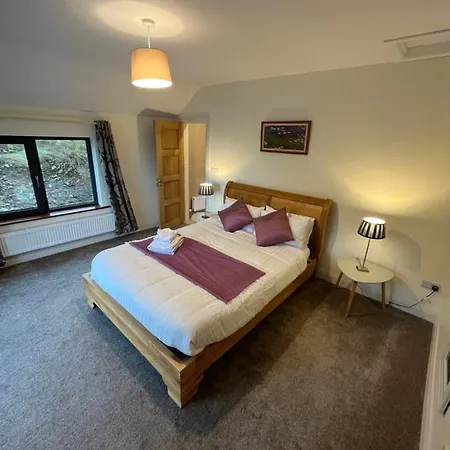 Old Irish Farm stay